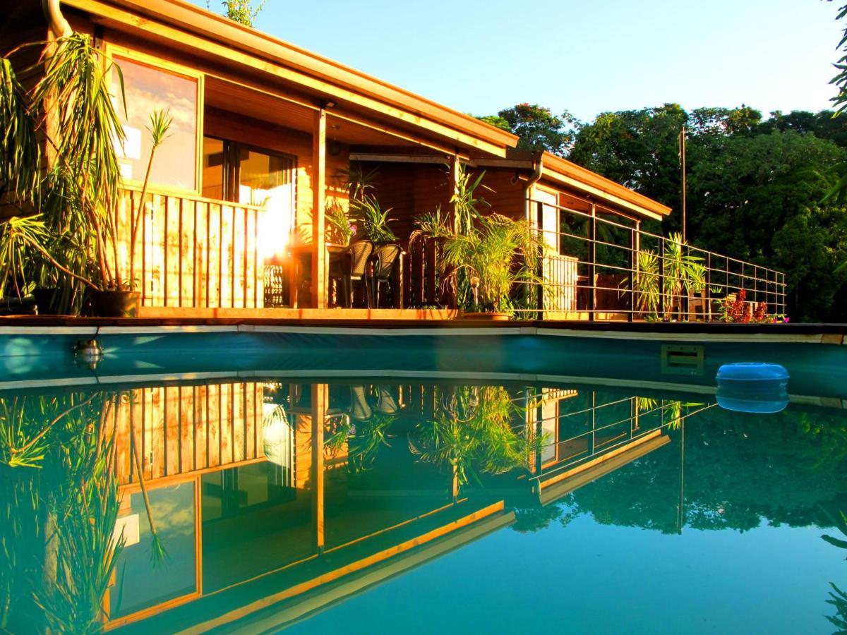 Bounty Lodge Tahiti Arue  Bagian luar foto